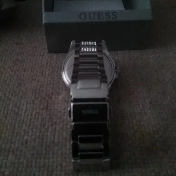 Guess Watch - Picture 2 of 4